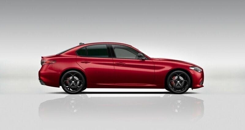 Usado Alfa Romeo Giulia 280 CV (205 kW) 2023 Rojo Berlina