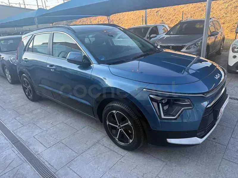 Usado Kia Niro 141 CV (103 kW) 2022 Azul SUV