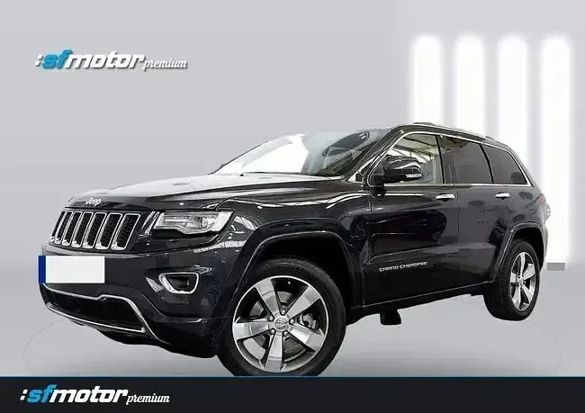 Usado Jeep Grand Cherokee Overland 250 CV (183 kW) 2016 Grisnegro SUV