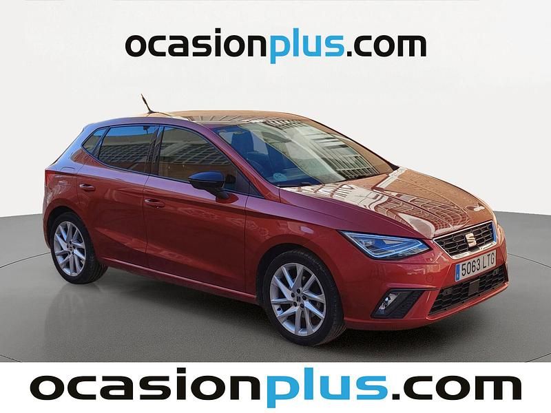 Usado Seat Ibiza FR 110 CV (80 kW) 2021 Rojo Utilitario