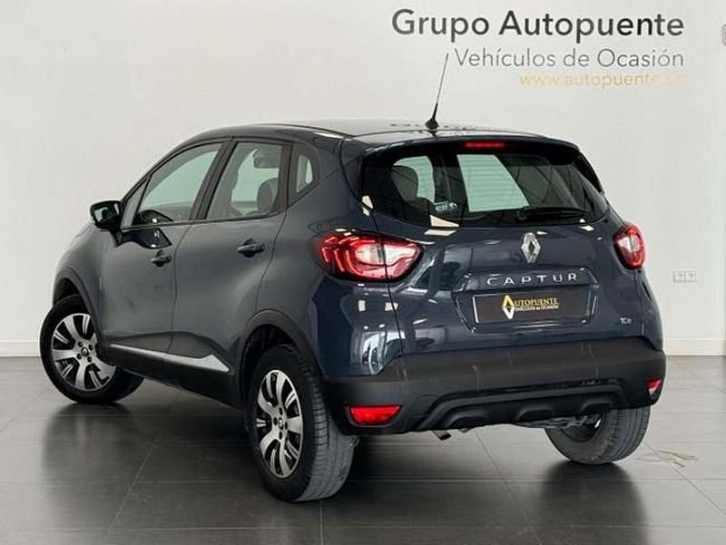 Usado Renault Captur 90 CV (66 kW) 2017 Azul SUV