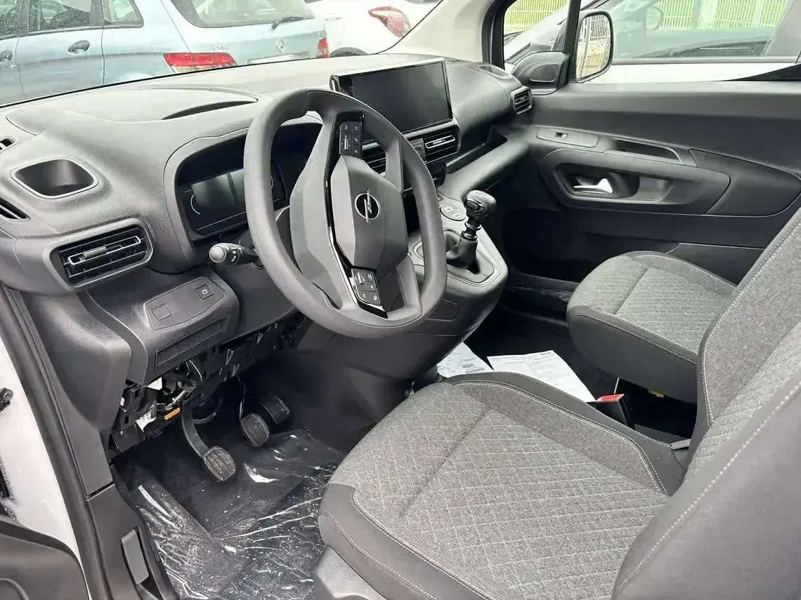 Nuevo Opel Combo S 100 CV (73 kW) 2026 Blanco Monovolumen