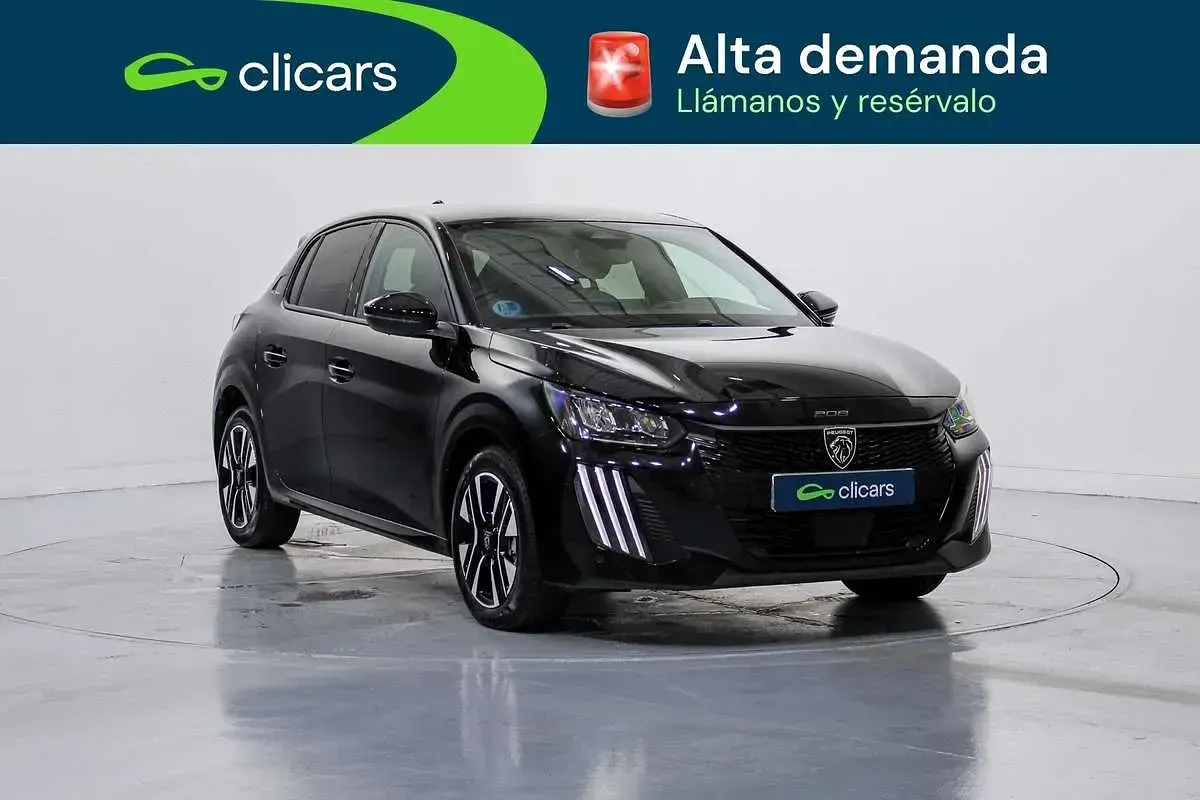 Usado Peugeot 208 Allure 101 CV (74 kW) 2025 Negro Utilitario