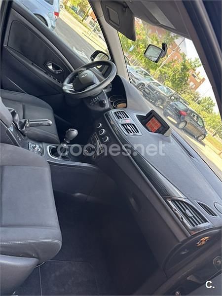 Usado Renault Mégane Dynamique 105 CV (77 kW) 2010 Negro Berlina