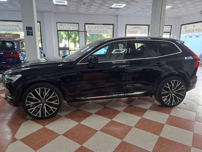 Negro Usado 2018 Volvo XC60 Inscription SUV | 28.500 € (Un poco caro) - Imagen 1/4