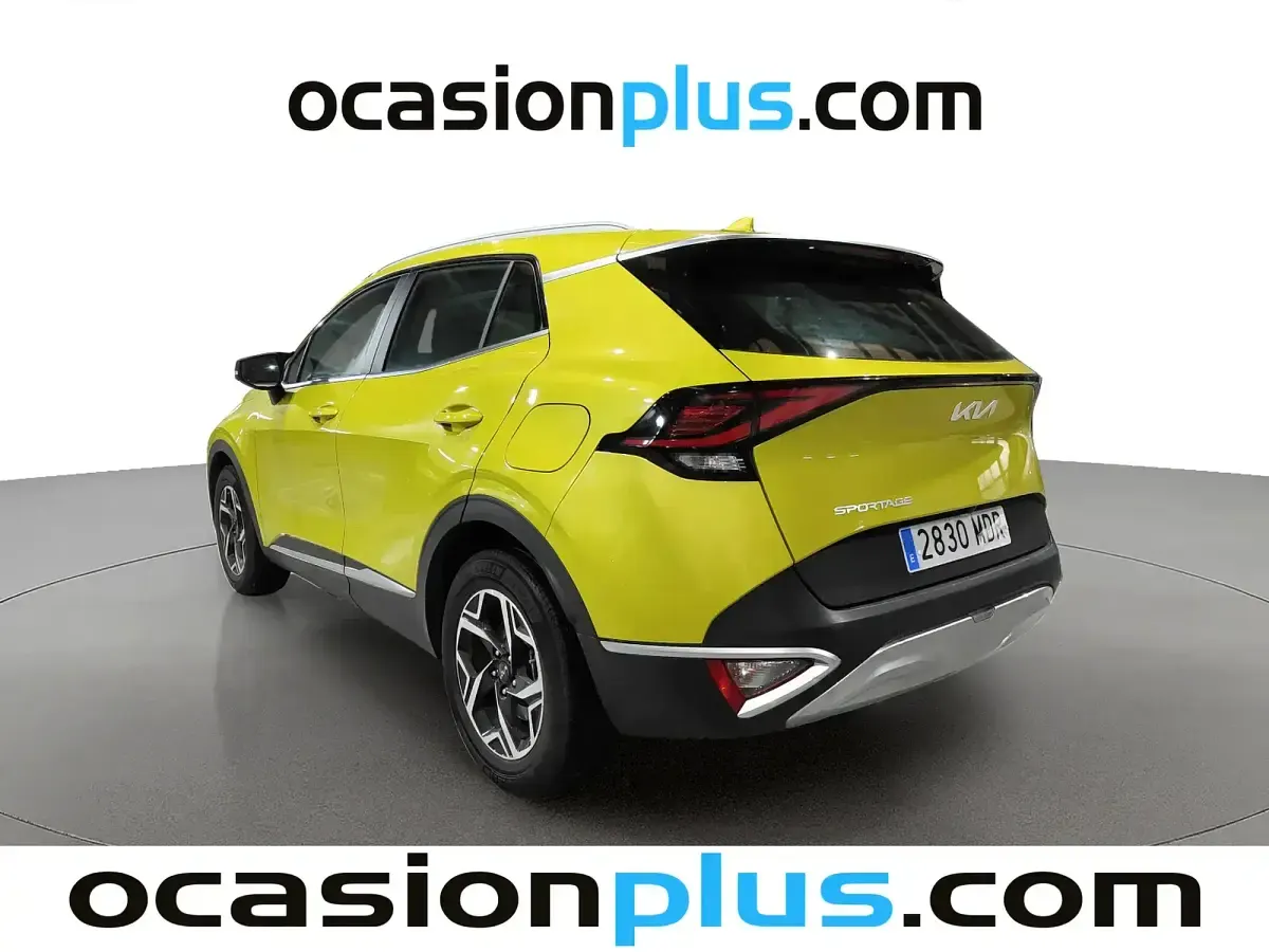 Usado Kia Sportage 150 CV (110 kW) 2023 Verde SUV