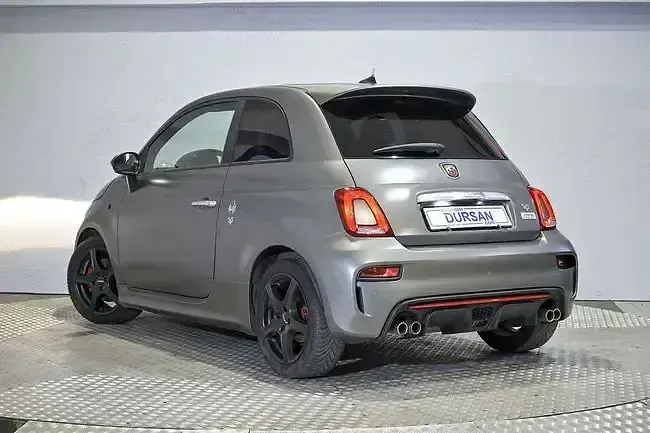 Usado Abarth 595 Turismo 165 CV (121 kW) 2020 Gris Utilitario