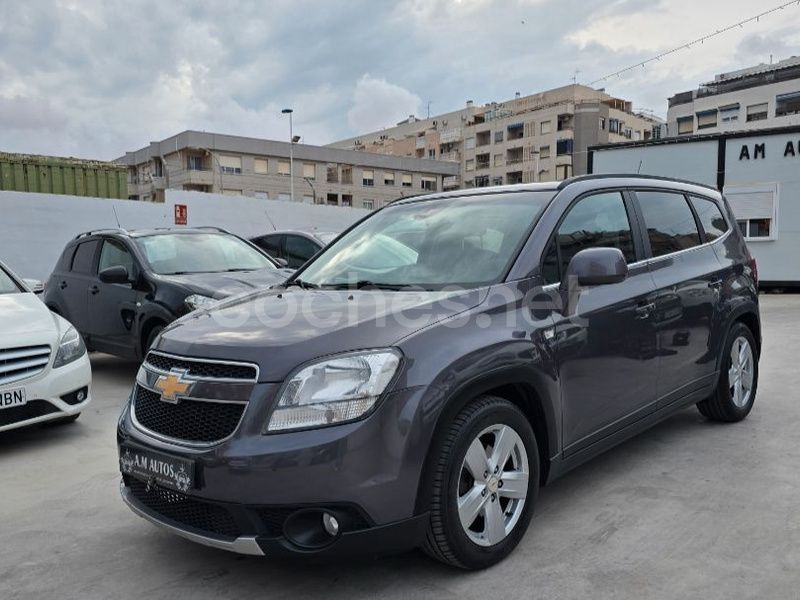 Gris / plata Usado 2013 Chevrolet Orlando LTZ Monovolumen | 7450 € (Buen precio) - Imagen 1/4