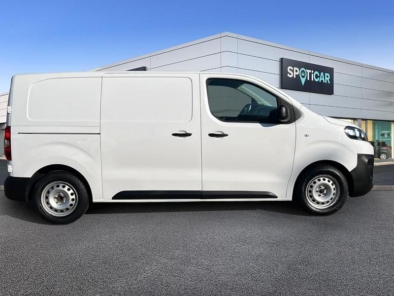 Käytetty Citroën Jumpy 102 HP (75 kW) 2021 Valkoinen Tila-auto