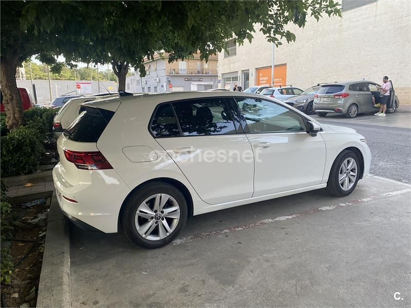 Usado VW Golf VII Life 150 CV (110 kW) 2021 Blanco Utilitario