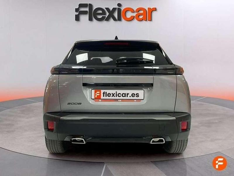 Usado Peugeot 2008 GT 131 CV (96 kW) 2024 Gris SUV