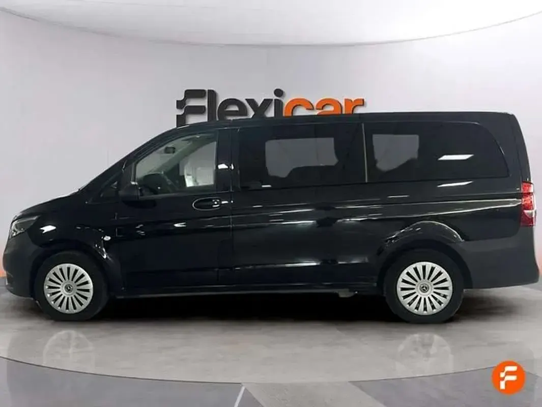 Usado Mercedes Vito 136 CV (100 kW) 2023 Negro Van