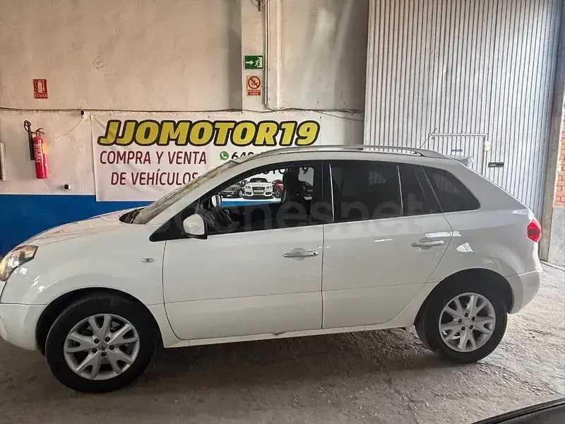 Usado Renault Koleos Bose Edition 150 CV (110 kW) 2012 Blanco SUV