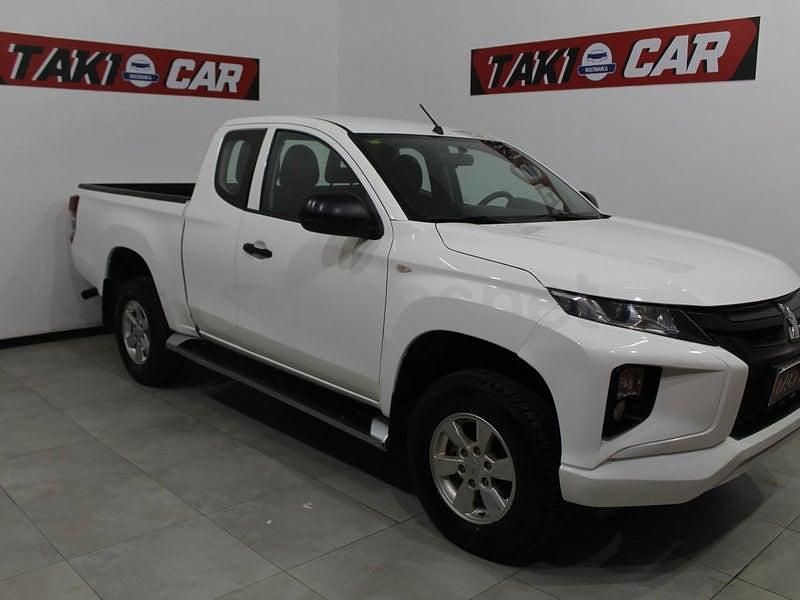 Usado Mitsubishi L200 150 CV (110 kW) 2020 Blanco Pickup/Camioneta