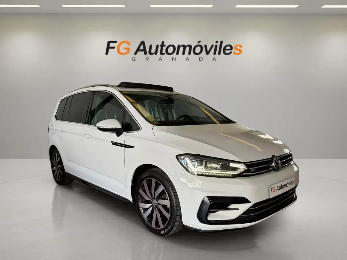 Usado VW Touran Sportline 150 CV (110 kW) 2017 Blanco Monovolumen