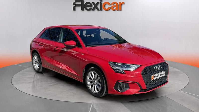Usado Audi A3 Premium 111 CV (81 kW) 2023 Rojo Berlina