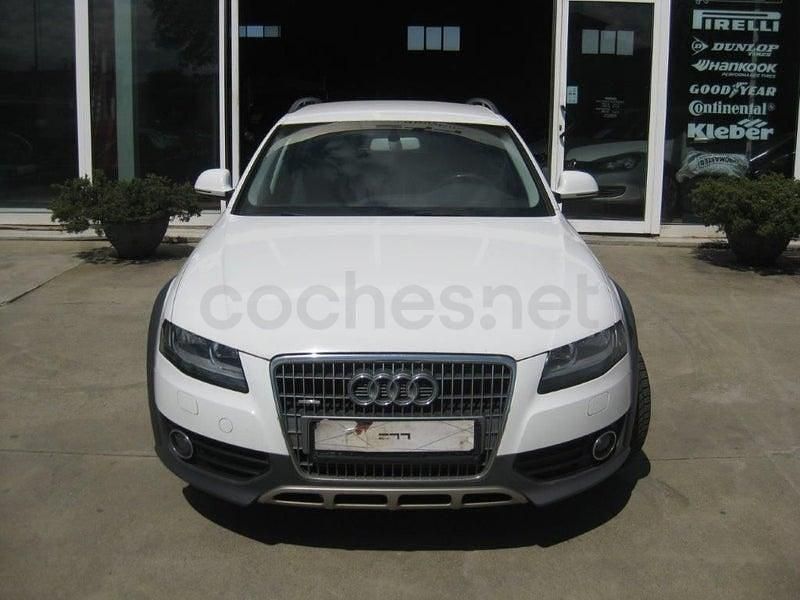 Usado Audi A4 Allroad 143 CV (105 kW) 2012 Blanco Familiar