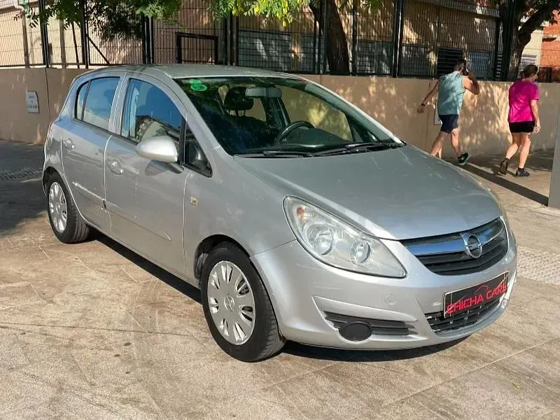 Usado Opel Corsa Essentia 80 CV (58 kW) 2007 Gris / plata Utilitario