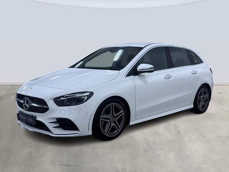 Usado Mercedes B200 150 CV (110 kW) 2025 Blanco Monovolumen