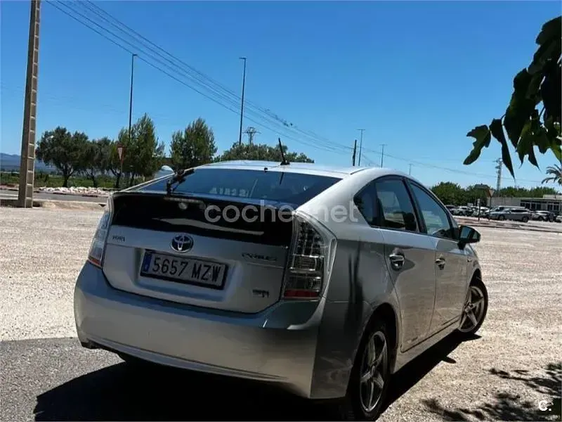 Usado Toyota Prius Executive 136 CV (100 kW) 2010 Gris / plata Utilitario