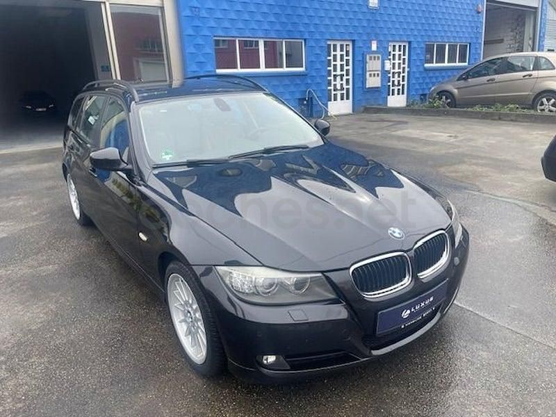 Usado BMW 318 143 CV (105 kW) 2010 Negro Familiar