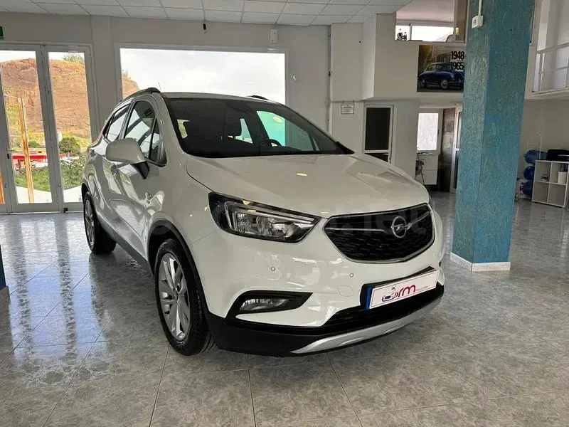 Usado Opel Mokka X S 140 CV (102 kW) 2019 Blanco SUV