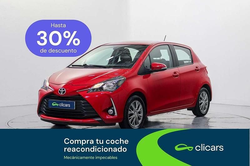 Usado Toyota Yaris Active 69 CV (50 kW) 2019 Rojo Utilitario
