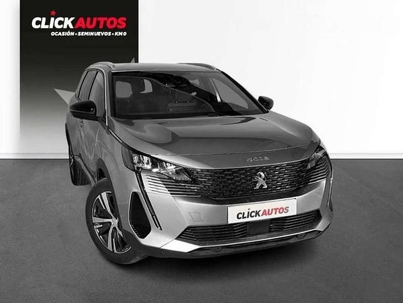 Usado Peugeot 5008 Allure 131 CV (96 kW) 2023 Gris Monovolumen