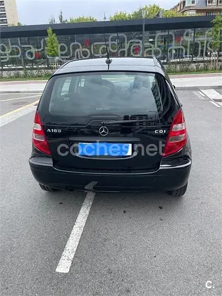 Usado Mercedes A160 Classic 82 CV (60 kW) 2008 Negro Monovolumen