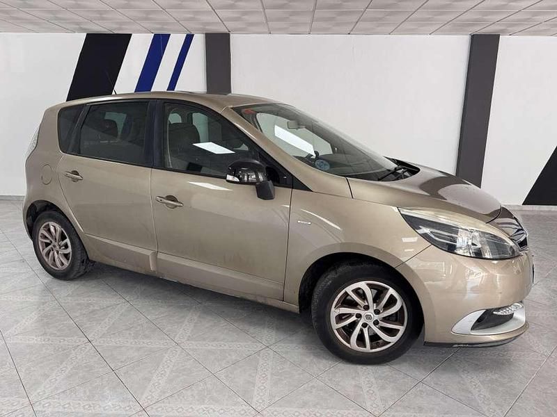 Begagnad Renault Scénic III Bose Edition 110 HK (80 kW) 2015 Beige Minibuss
