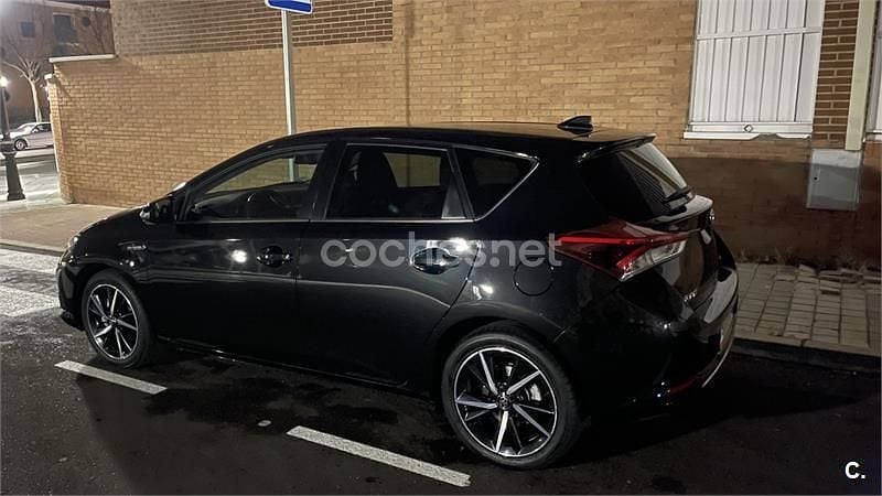 Negro Usado 2018 Toyota Auris Hybrid Edition Berlina | 14.150 € (Precio justo) - Imagen 1/4