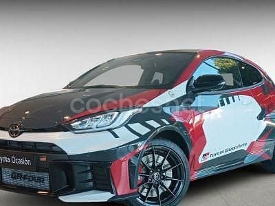 Usado Toyota Yaris 276 CV (202 kW) 2024 Blanco (multicolor) Utilitario