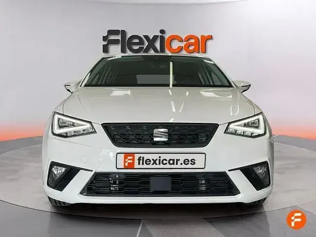 Usado Seat Ibiza Style 110 CV (80 kW) 2023 Blanco Utilitario