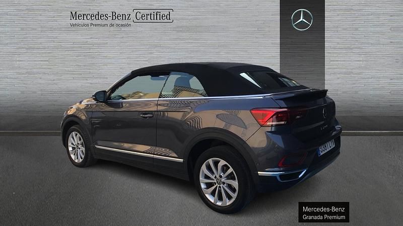 Usado VW T-Roc Cabriolet R-line 150 CV (110 kW) 2022 Azul Descapotable