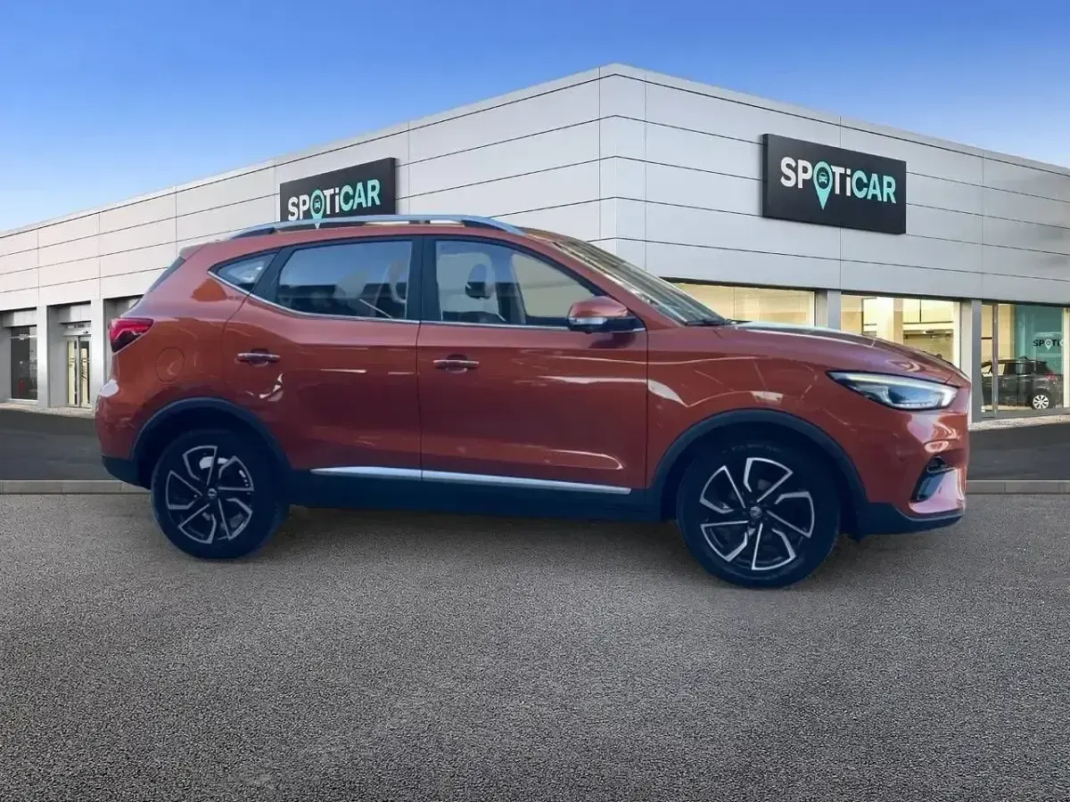 Usado MG ZS Luxury 106 CV (77 kW) 2023 Naranja SUV