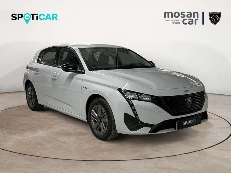 Usado Peugeot 308 Style 131 CV (96 kW) 2025 Blanco Utilitario