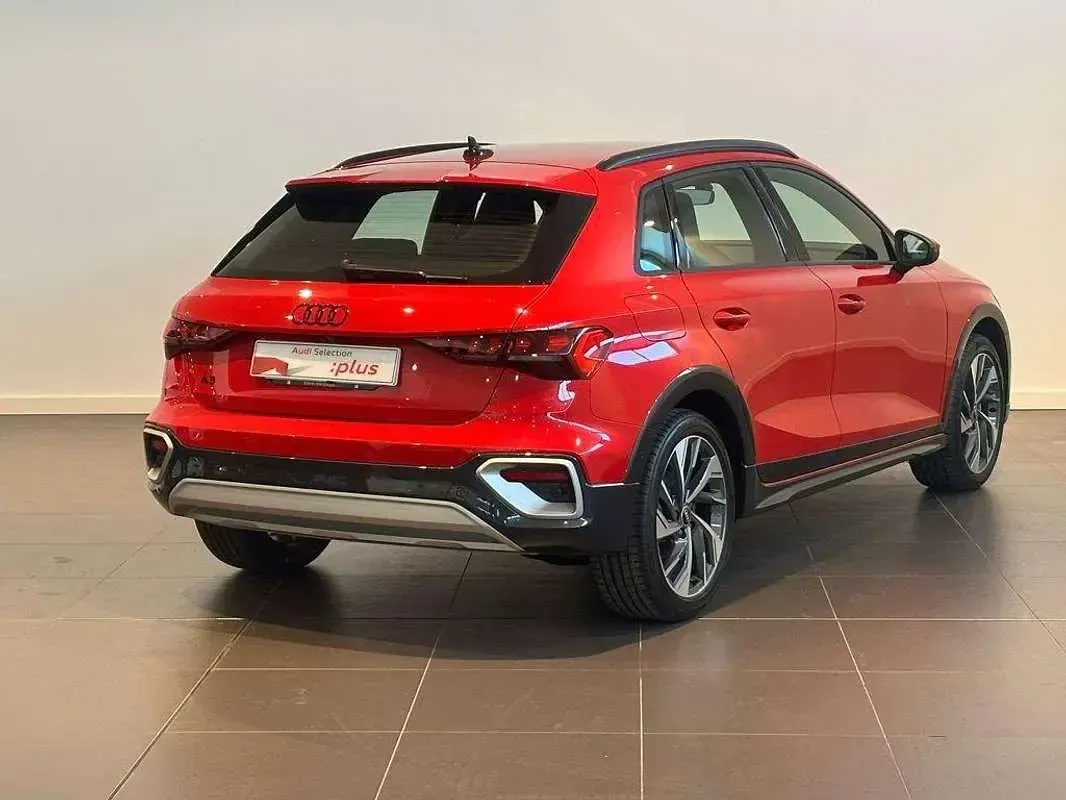 Usado Audi A3 205 CV (150 kW) 2025 Rojo SUV