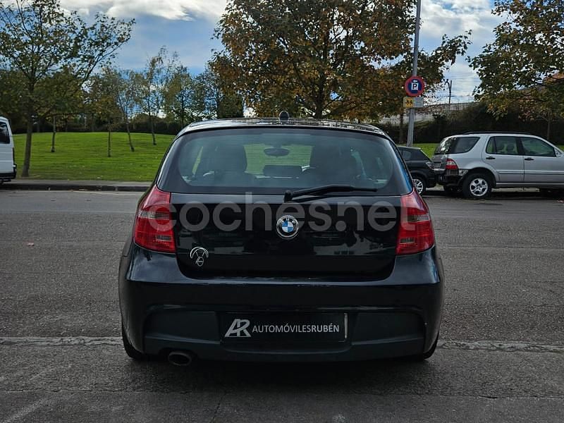 Usado BMW 118 Comfort Edition 143 CV (105 kW) 2009 Negro Utilitario