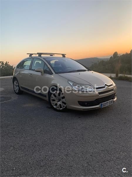Beige Usado 2005 Citroën C4 VTR Sport Berlina | 3750 € (Precio justo) - Imagen 1/4