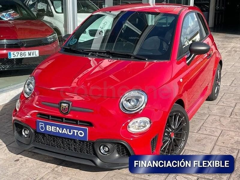 Rojo Usado 2022 Abarth 695 Utilitario | 22.990 € (Buen precio) - Imagen 1/4