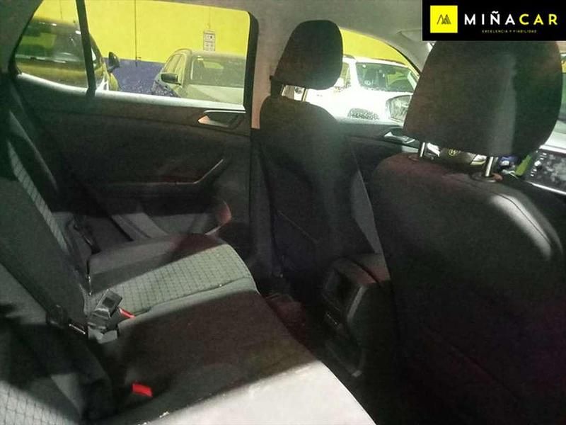 Usado VW T-Cross Advance 110 CV (80 kW) 2023 Negro SUV