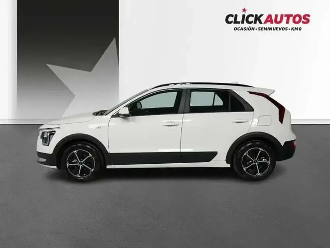 Używany Kia Niro 129 KM (94 kW) 2025 Biały SUV