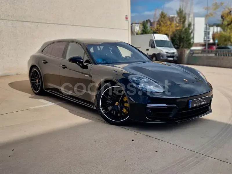 Usado Porsche Panamera Sport Turismo 680 CV (500 kW) 2018 Negro Utilitario