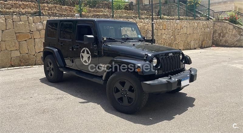 Negro Usado 2015 Jeep Wrangler Unlimited Sahara SUV | 35.300 € (Precio justo) - Imagen 1/4