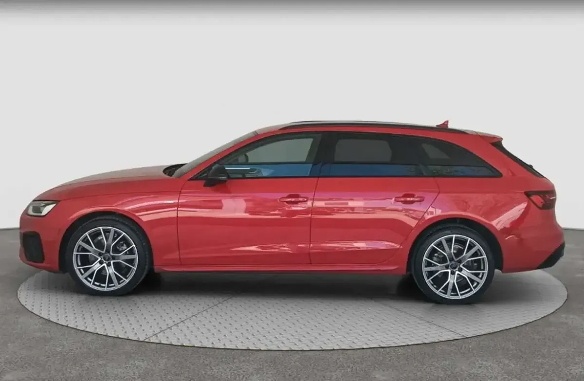 Usado Audi A4 S-Line 163 CV (119 kW) 2019 Rojo Familiar
