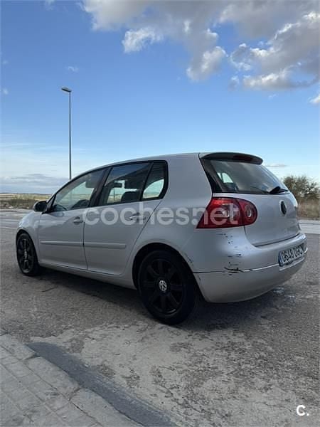 Gris / plata Usado 2005 VW Golf IV Sportline Berlina | 4000 € (Precio justo) - Imagen 1/4