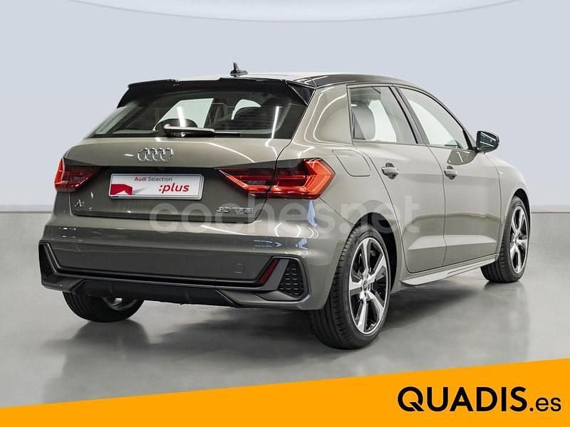 Usado Audi A1 Sportback 116 CV (85 kW) 2025 Gris / plata Utilitario