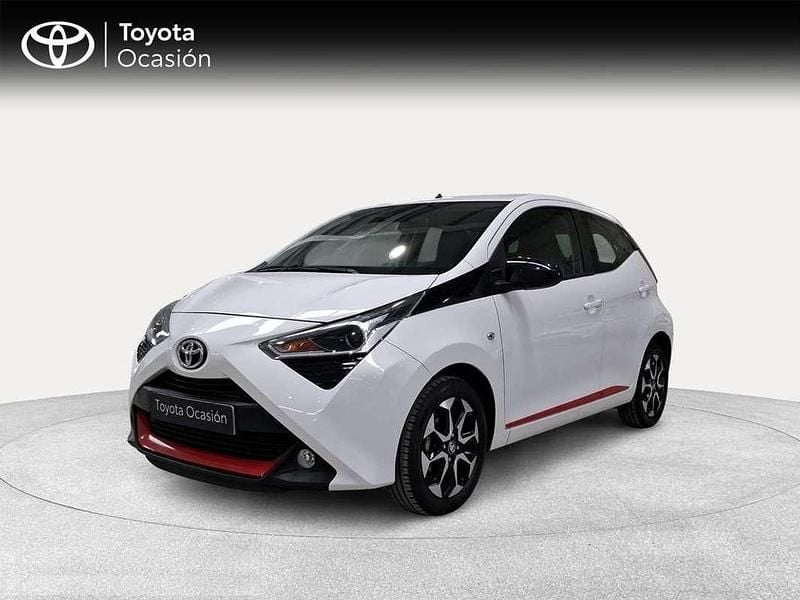 Blanco Usado 2021 Toyota Aygo X-play Utilitario | 11.900 € (Precio justo) - Imagen 1/4