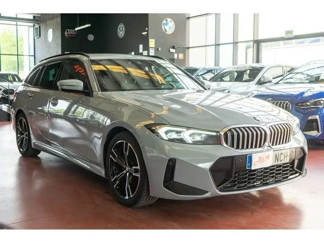 Usado BMW 318 Comfort Edition 150 CV (110 kW) 2025 Gris Familiar