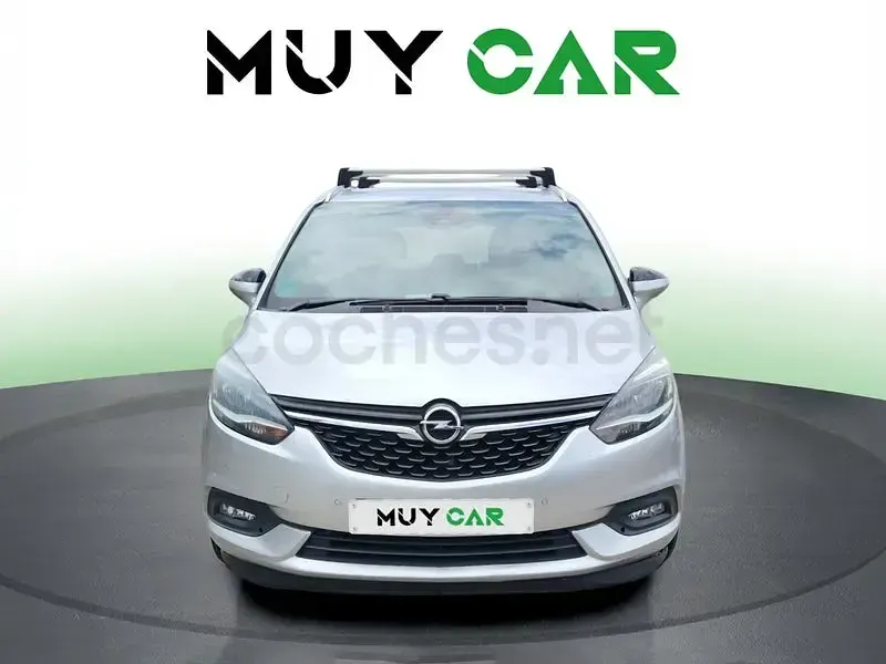 Usado Opel Zafira Excellence 134 CV (98 kW) 2017 Gris / plata Monovolumen